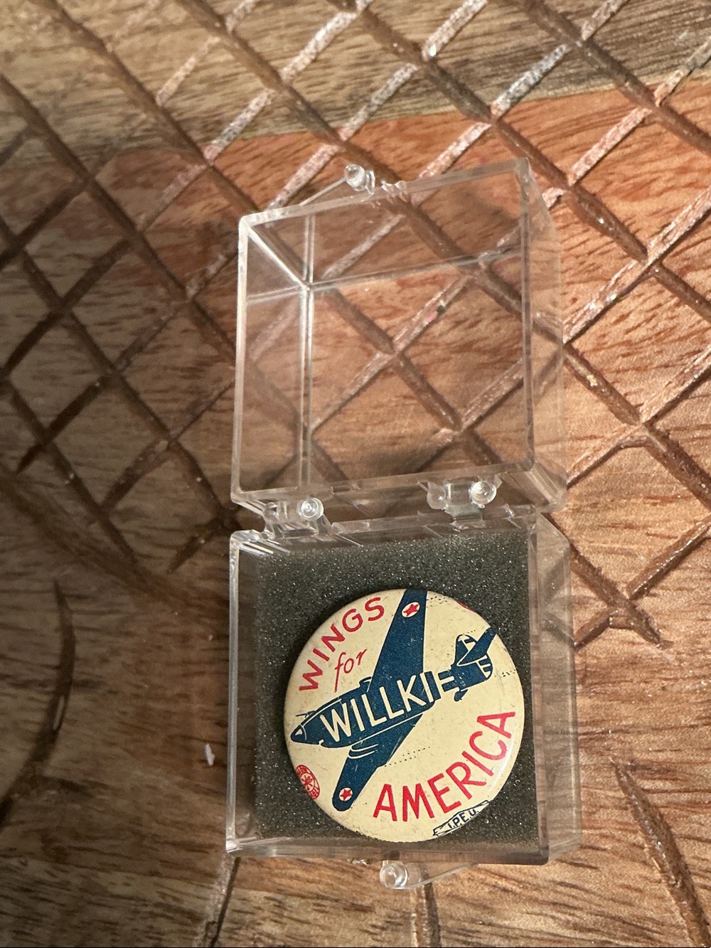 Antique 1940’s Campaign Pin - Wings for Wilkie Political Collectible in plastic